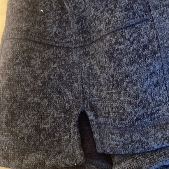 Woolrich Mens 1/4 zip Pullover Top with Long Sleeve in Blue/Black. Size Large. - Picture 8 of 8